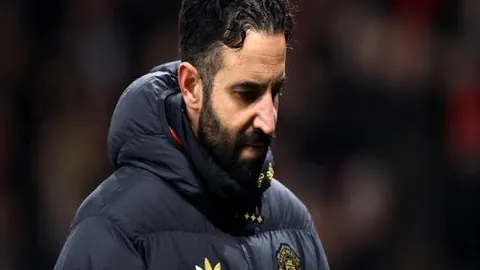 英超揭秘：西汉姆联如何破解僵局之谜？一触即发的突破之道！